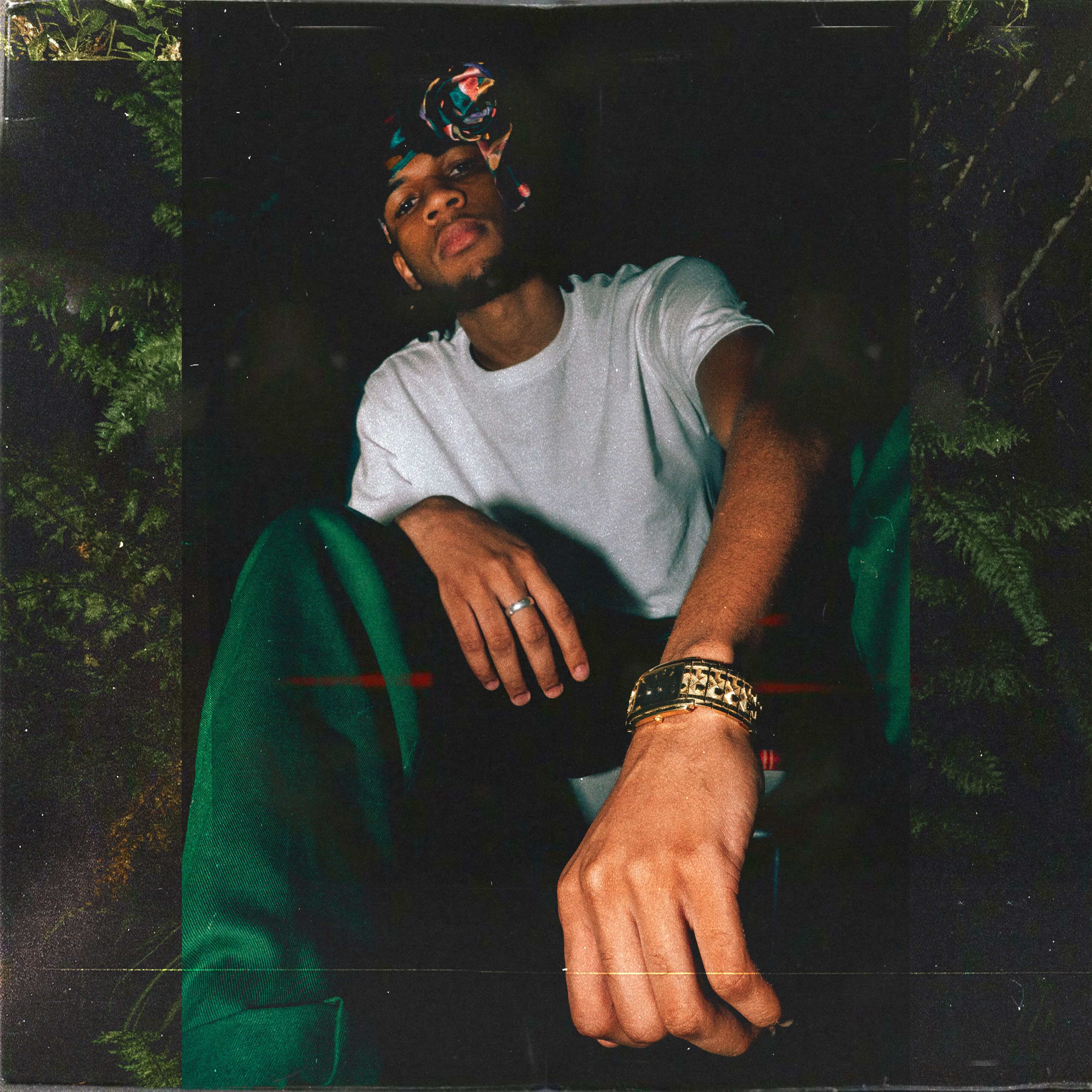 About Daniel Saunders